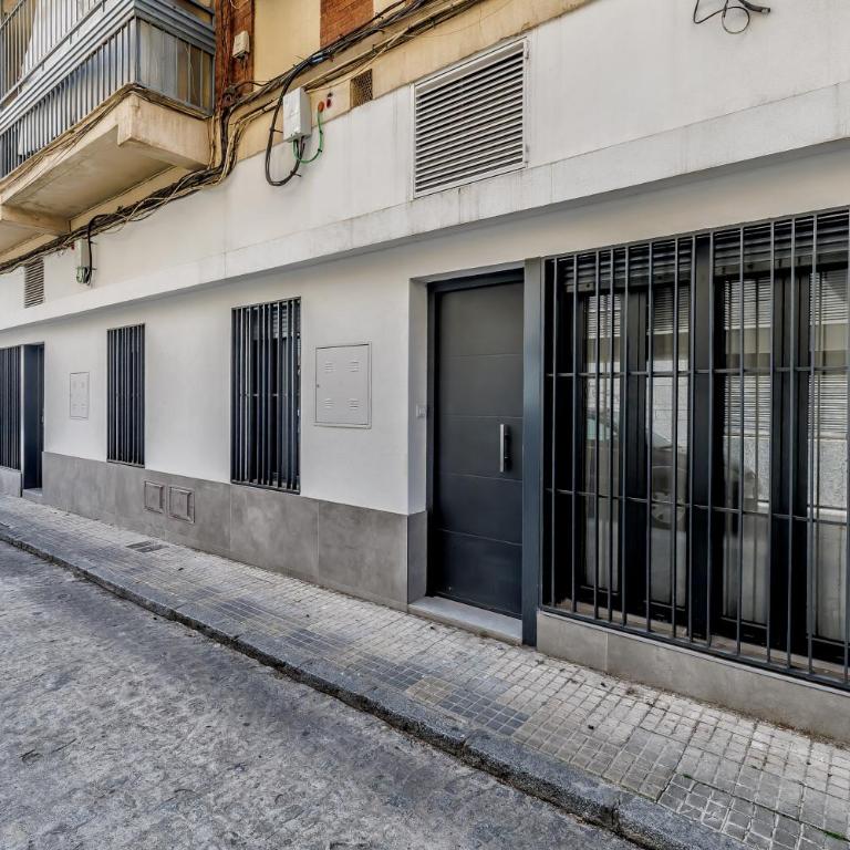 Alminar Apartamentos, Parking incluido junto al centro - Apartamento de 1 dormitorio - 28