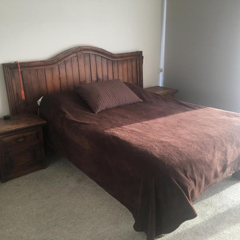 Napoles Condo Suites - Deluxe Double Room with Balcony - 13
