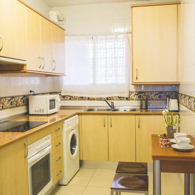 2 bed apartment with great views -Elviria Marbella - Casa - 28