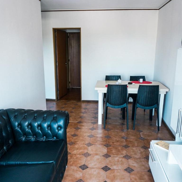 Dpto cerca de Costanera, Virgen y Plaza Mitre - Apartamento de 2 dormitorios - 5