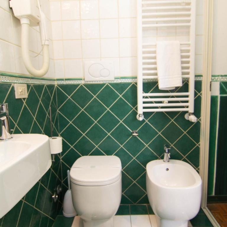 B&B Dei Cavalieri - Comfort Quadruple Room - 10