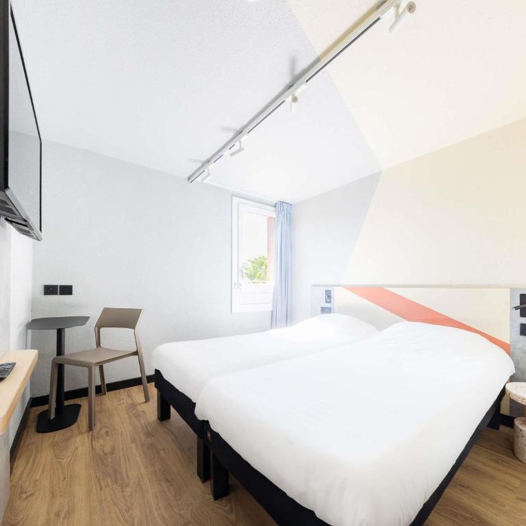Ibis budget Béziers Est Mediterranée A9 / A75 - Chambre Lits Jumeaux avec 2 Lits Simples - 9