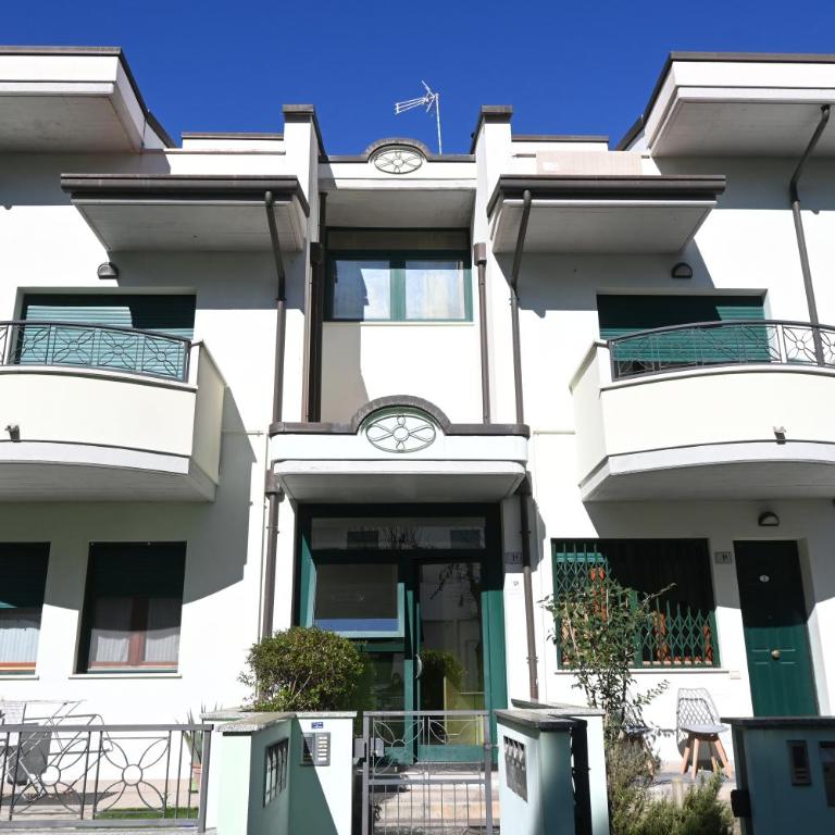RP08 - Cesenatico, trilocale con balcone e garage vicino al mare - Appartamento con 2 Camere da Letto - 19
