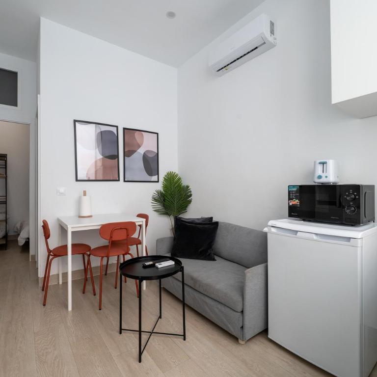 QST17 Chamberí 1 Bedroom Apartament - One-Bedroom Apartment - 1
