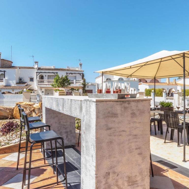 5 BEDROOMS, 3 BATHROOMS, 15M MOORING, PRIVATE POOl - Casa - 44