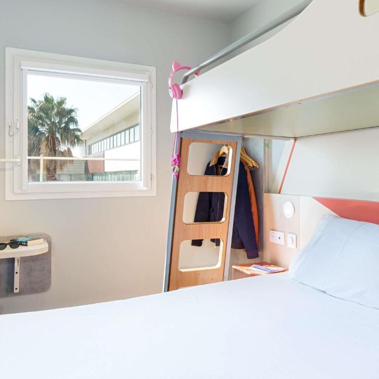 ibis budget Marseille L'Estaque - Chambre Triple - 1