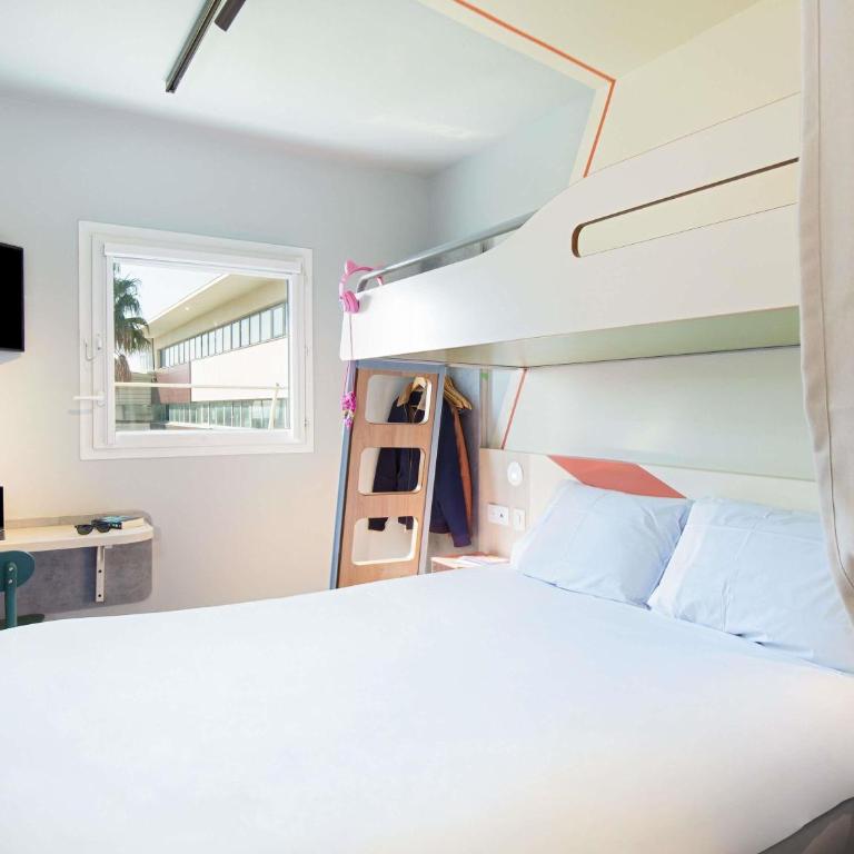 ibis budget Marseille L'Estaque - Chambre Triple - 5