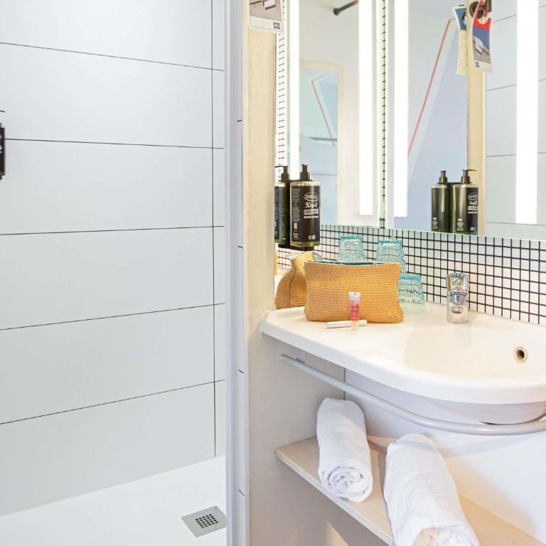 ibis budget Marseille L'Estaque - Chambre Triple - 7