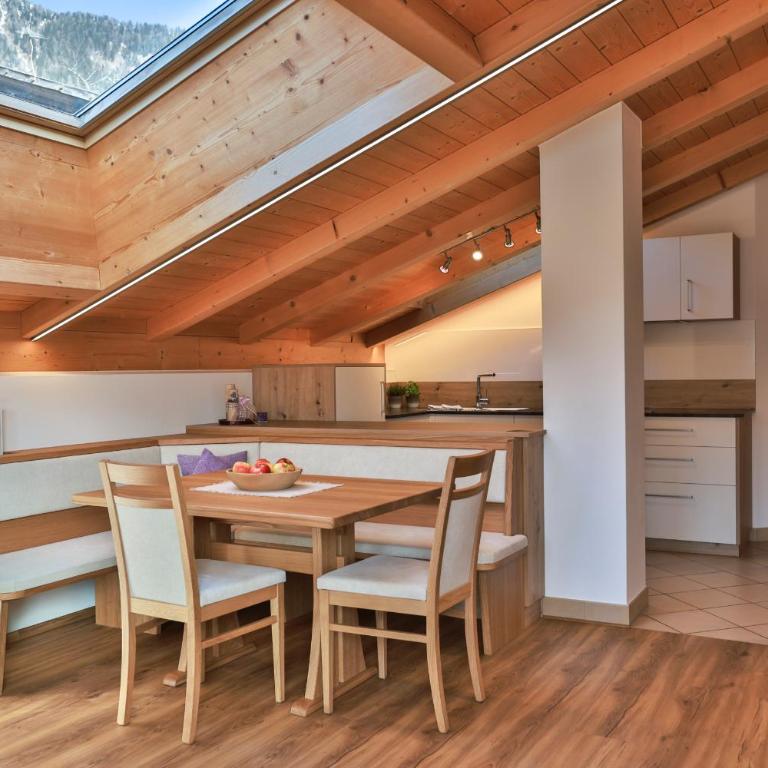 Ferienwohnungen Zeppenhof - Appartement avec Balcon - 10