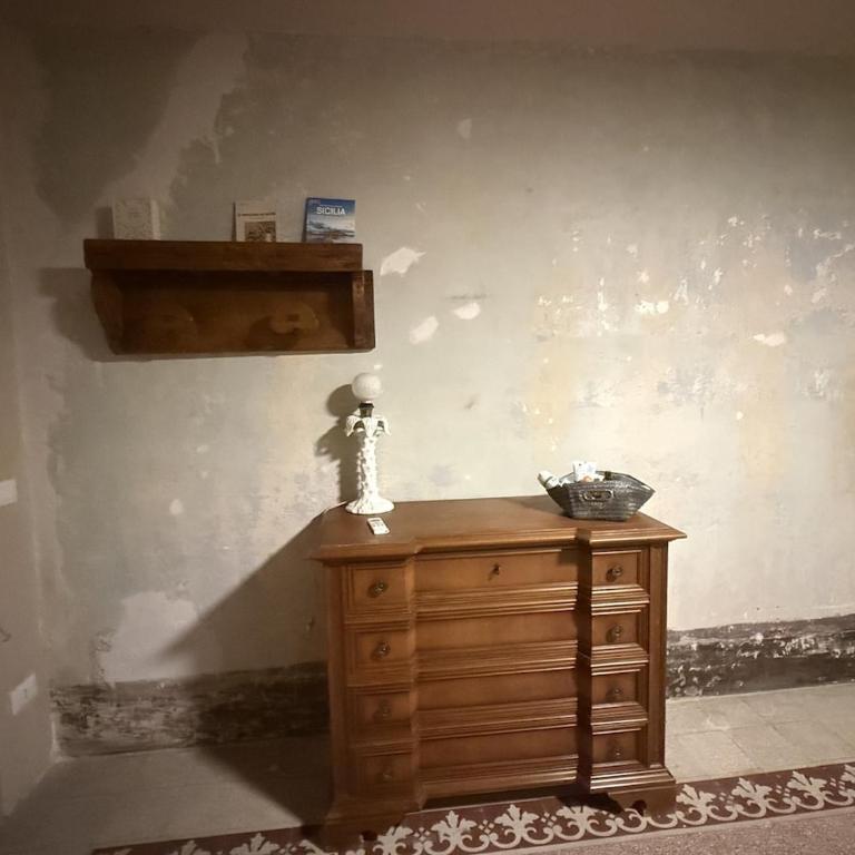 Xenia House con terrazza - Cuore del Centro Storico di Palermo - Appartamento con 2 Camere da Letto - 10