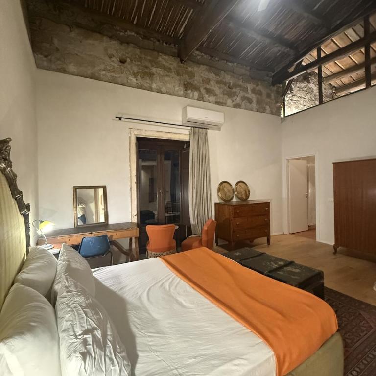 Xenia House con terrazza - Cuore del Centro Storico di Palermo - Appartamento con 2 Camere da Letto - 24