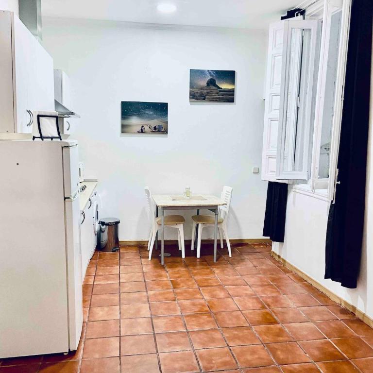 Charming apartment in downtown Madrid - Apartamento de 1 dormitorio - 7