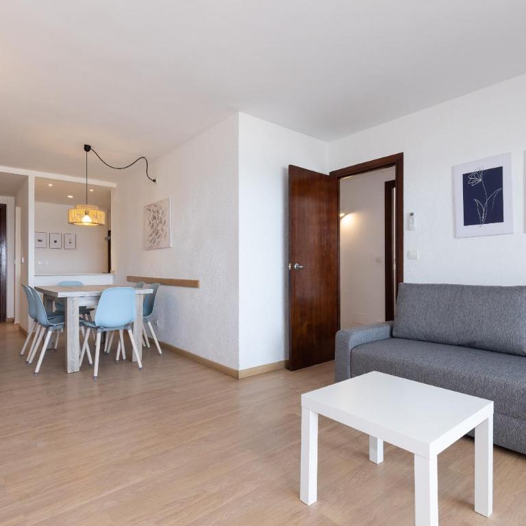 UHC Mexico Family Apartments - Three-Bedroom Apartment - 23