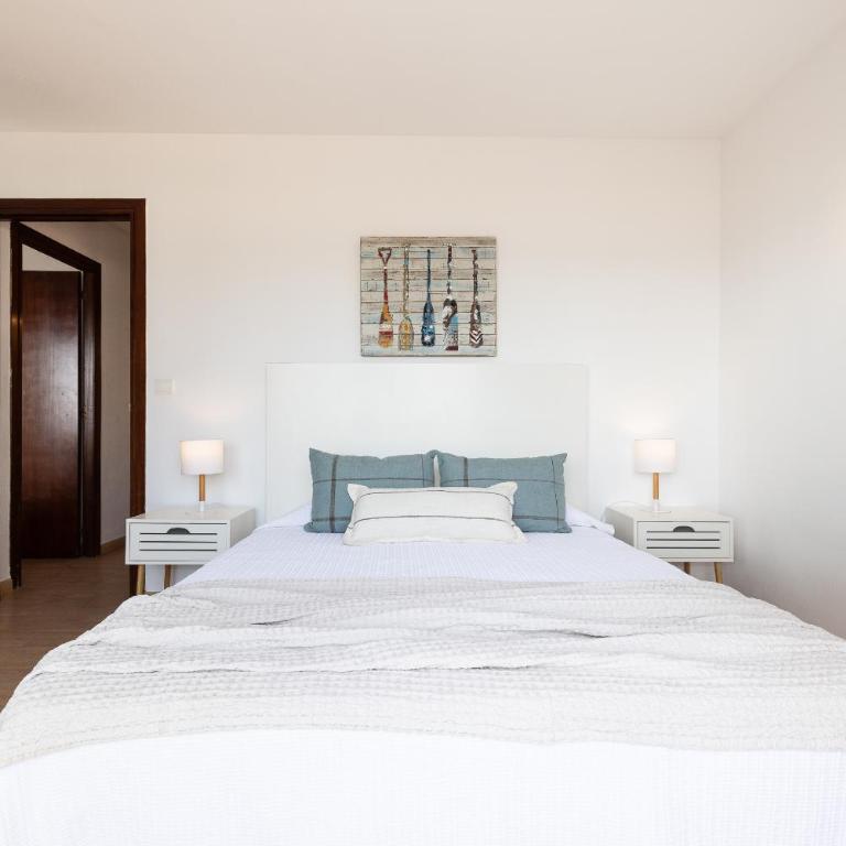 UHC Mexico Family Apartments - Three-Bedroom Apartment - 11