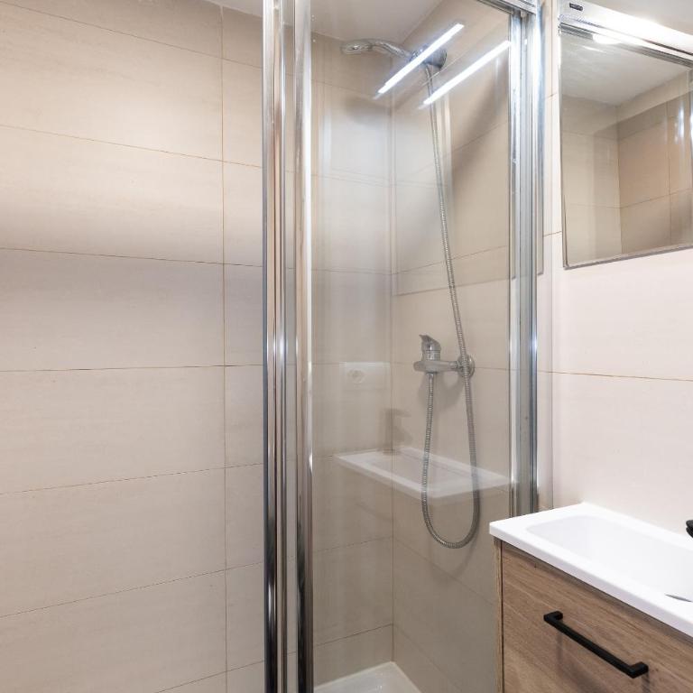 UHC Mexico Family Apartments - Three-Bedroom Apartment - 20