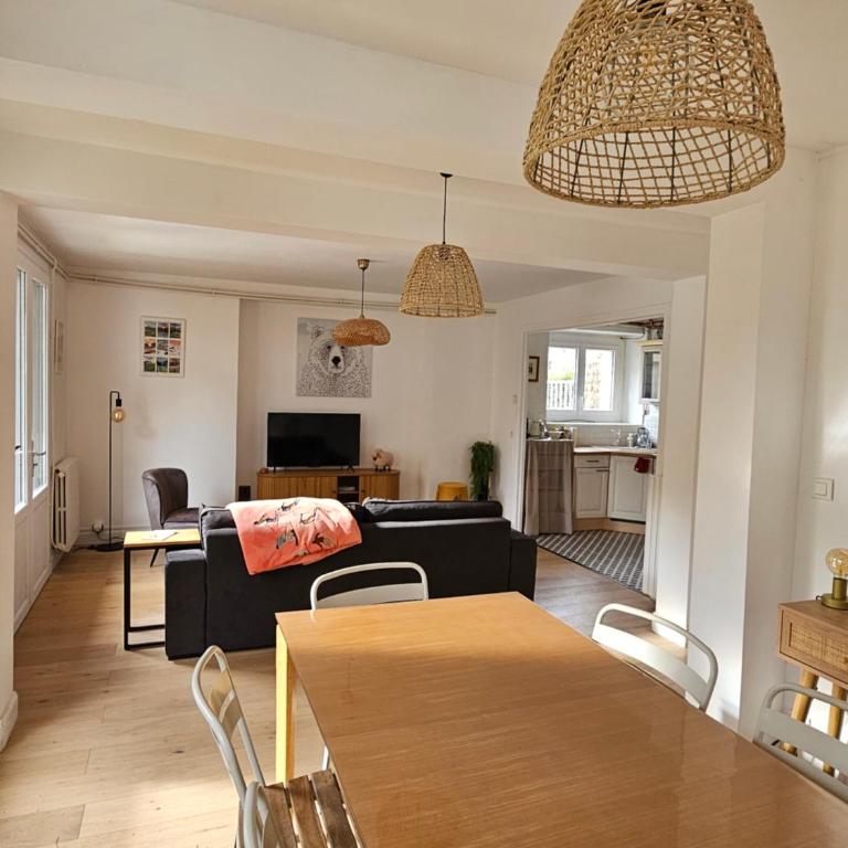 Maison avec jardin et place parking, centre de Luchon - Casa con 3 Camere da Letto - 2
