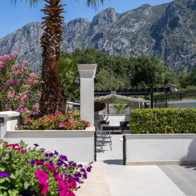 Apartment with private pool Kotor, Ljuta - Apartman sa 2 Spavaće Sobe - 21