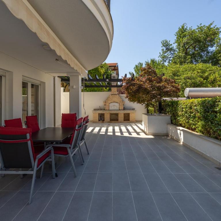 Apartment with private pool Kotor, Ljuta - Apartman sa 2 Spavaće Sobe - 17