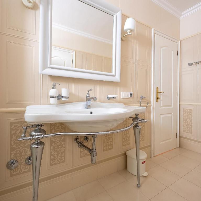 Apartment with private pool Kotor, Ljuta - Apartman sa 2 Spavaće Sobe - 14