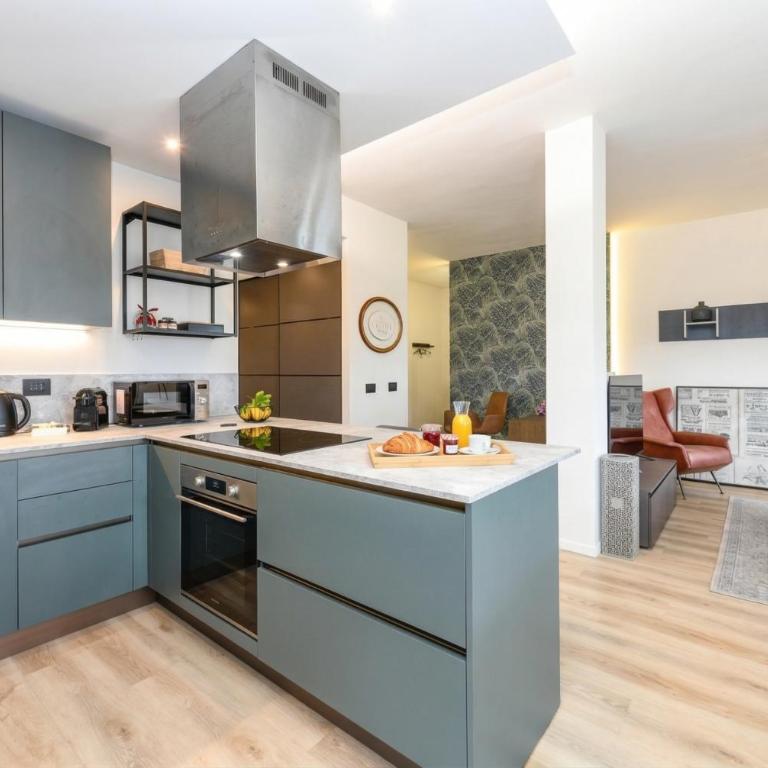 Zen Apartment DesenzanoLoft Official Partner Homes & Villas by Marriott Bonvoy - Appartamento con Vista Lago - 11