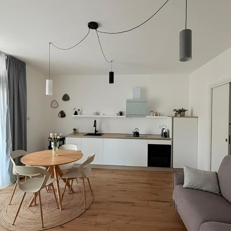 San Simplicio Relax Apartment - Appartamento con 1 Camera da Letto - 2