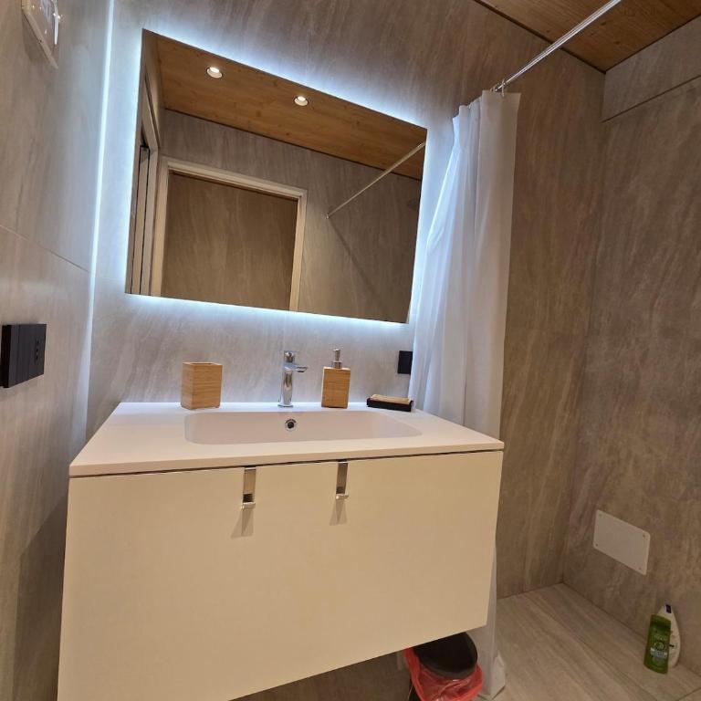 Anima Lignea Two-Room Apartment in the center of Bormio - Appartamento con 1 Camera da Letto - 23