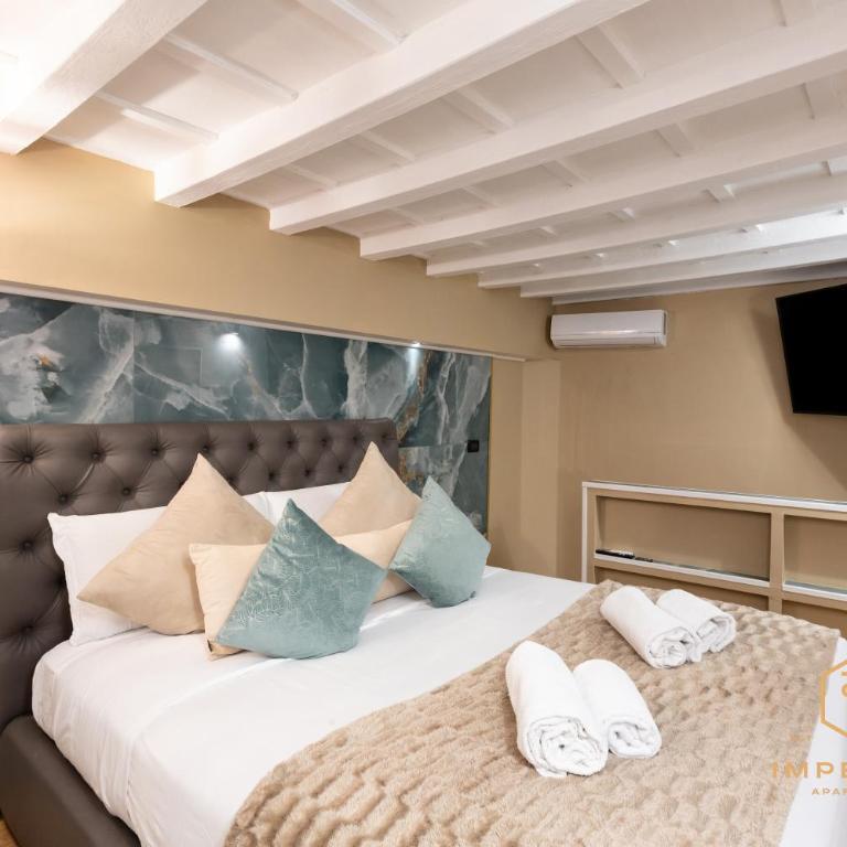 Teatro Pace Palace - Historic Center, luxury apartment, 3 bdr, A-C - Appartamento con 3 Camere da Letto - 13