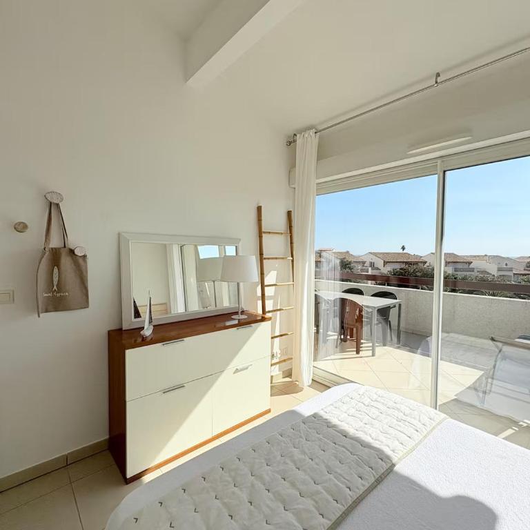 superbe appartement T2 face à la mer et la lagune - Apartment mit 1 Schlafzimmer - 5