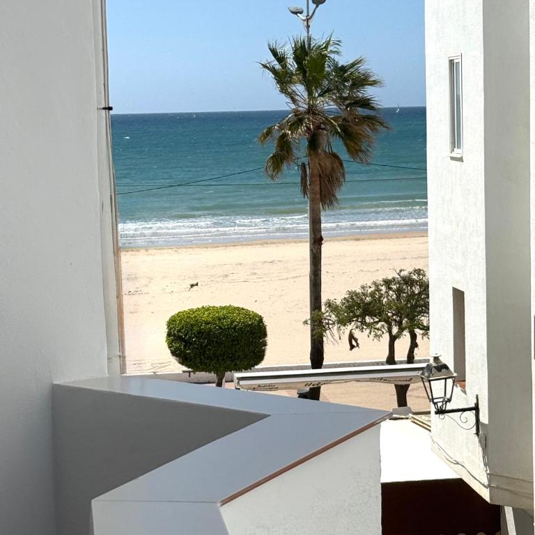 Apartamento en Paseo Marítimo de Barbate con plaza de garaje opcional - Apartamento de 2 dormitorios - 9