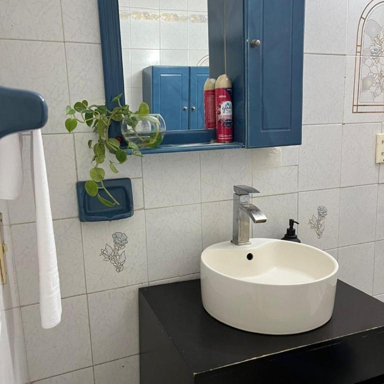 Casa Paraíso céntrica y con estacionamiento a minutos del zoológico - Vacation Home - 2