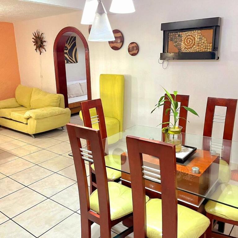 Casa Paraíso céntrica y con estacionamiento a minutos del zoológico - Vacation Home - 24