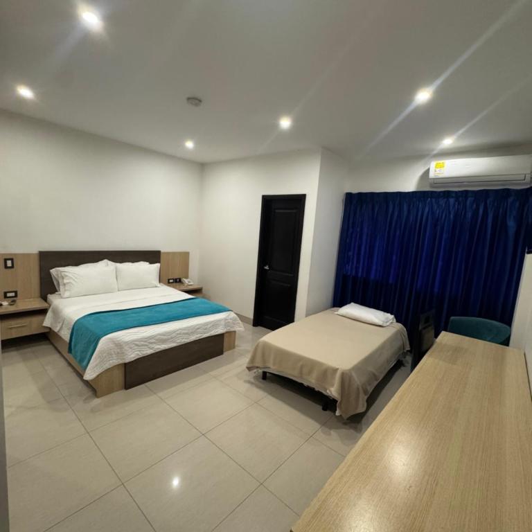 Hotel Campestre El Cisne - Triple Room - 8