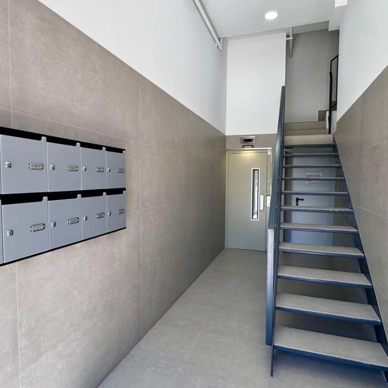 Front Views To El Pilar ComoTuCasa - Three-Bedroom Apartment - 18