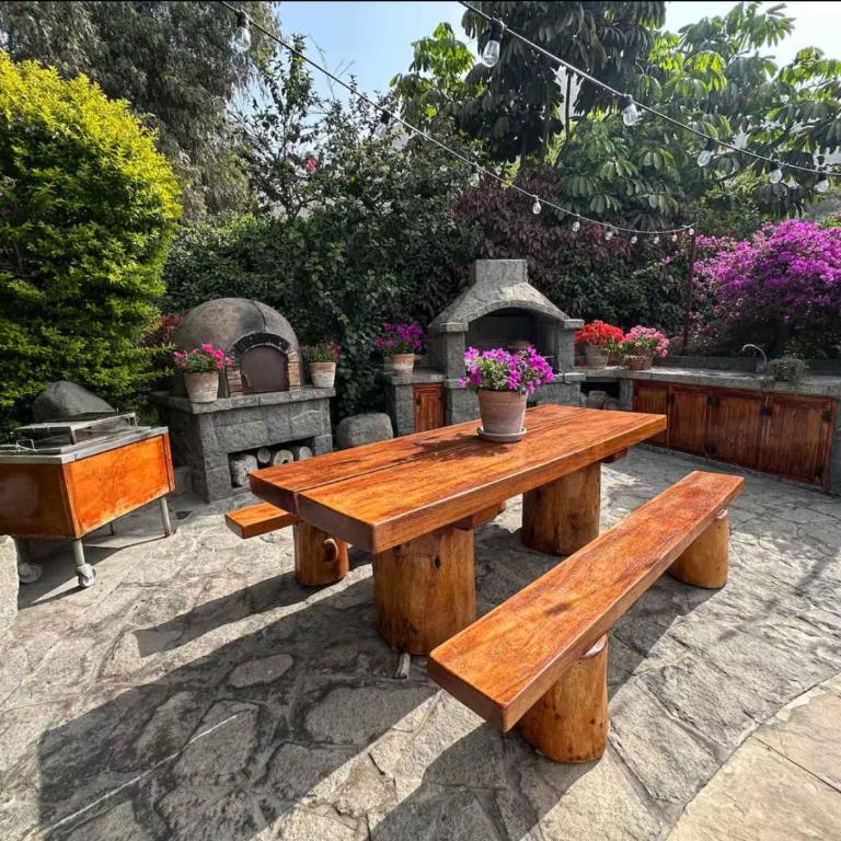 Charming 4BR Getaway with Pool BBQ & Clay Oven - Casa - 27