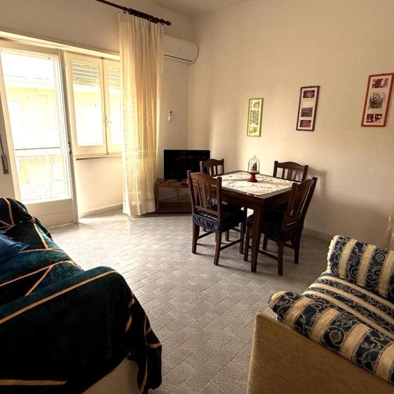 Del Borgohouse - Two-Bedroom Standard Apartment - 16