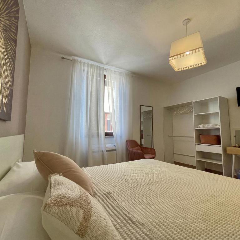 Antea Stay - Camera Matrimoniale Standard con Bagno in Comune - 2