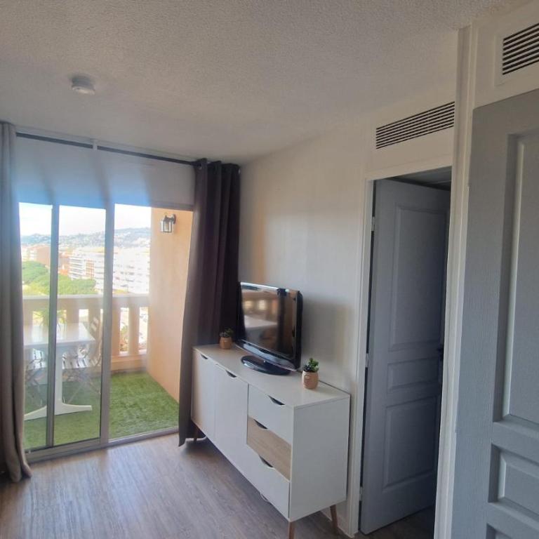 2 pieces avec piscine, 150m plage Cannes - Appartement 1 Chambre - 4