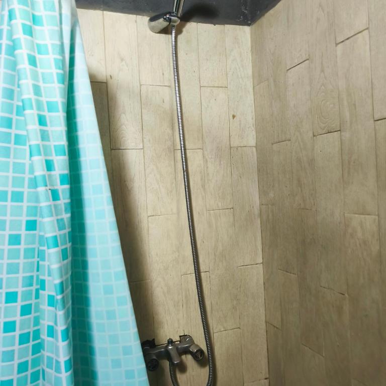 Cabañas frente al Rio - Casa - 3