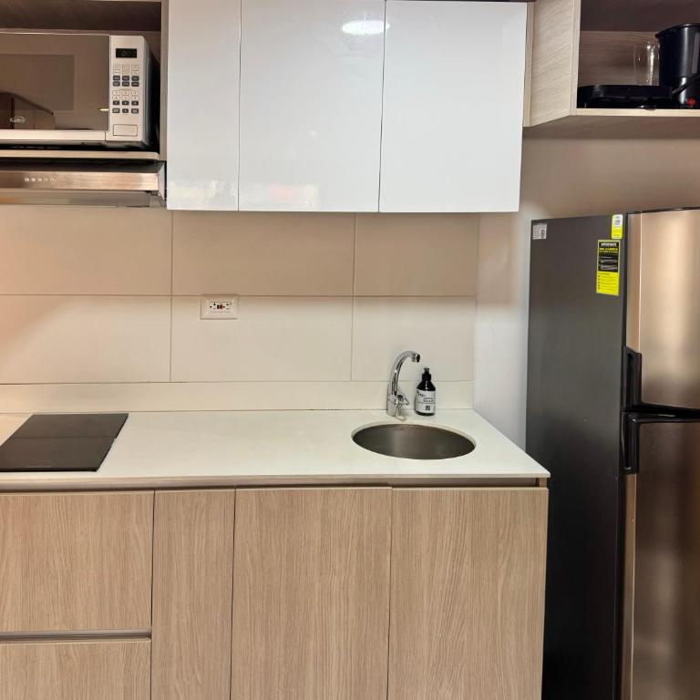 Modernos en Chapinero balcon terraza coworking gimnasio - One-Bedroom Apartment - 31