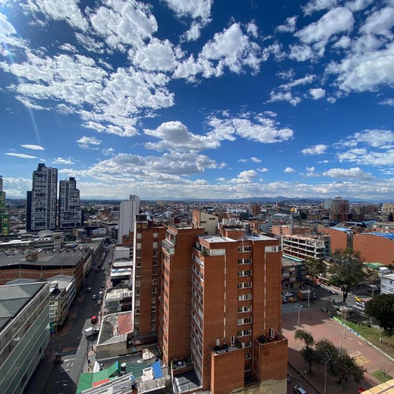 Modernos en Chapinero balcon terraza coworking gimnasio - One-Bedroom Apartment - 41