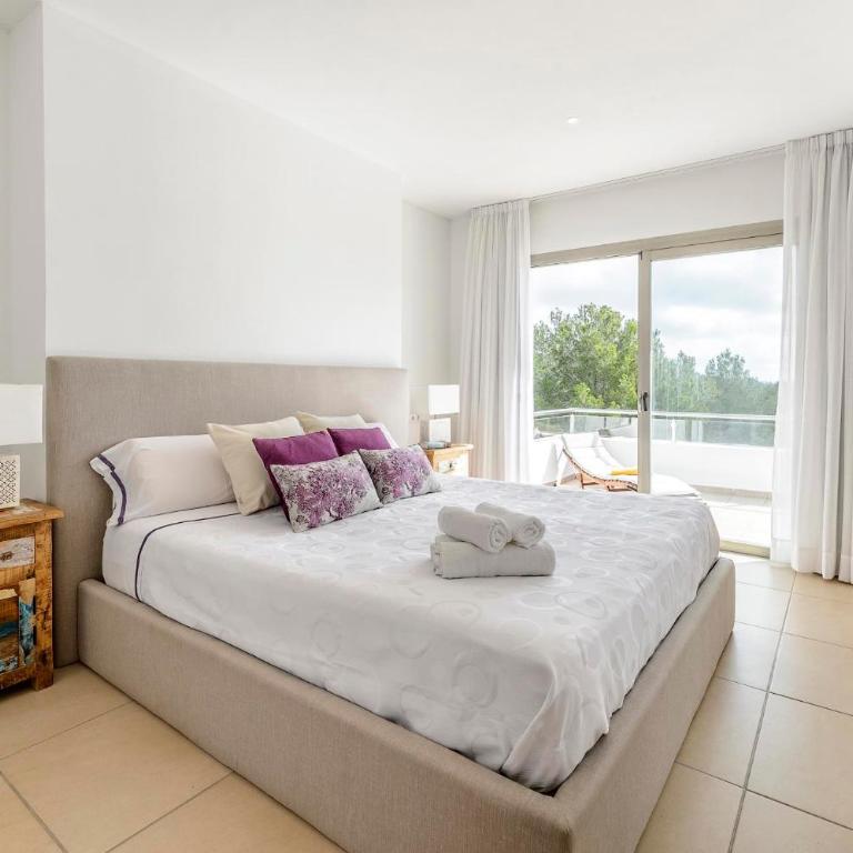 Villa Es Redo-Spacious & Relax - Villa with Garden View - 4