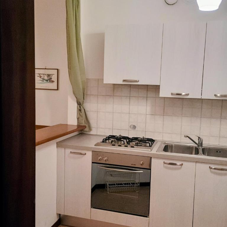 Condominio Miramare 5 - Agenzia Arcobaleno - Appartamento con 2 Camere da Letto - 2