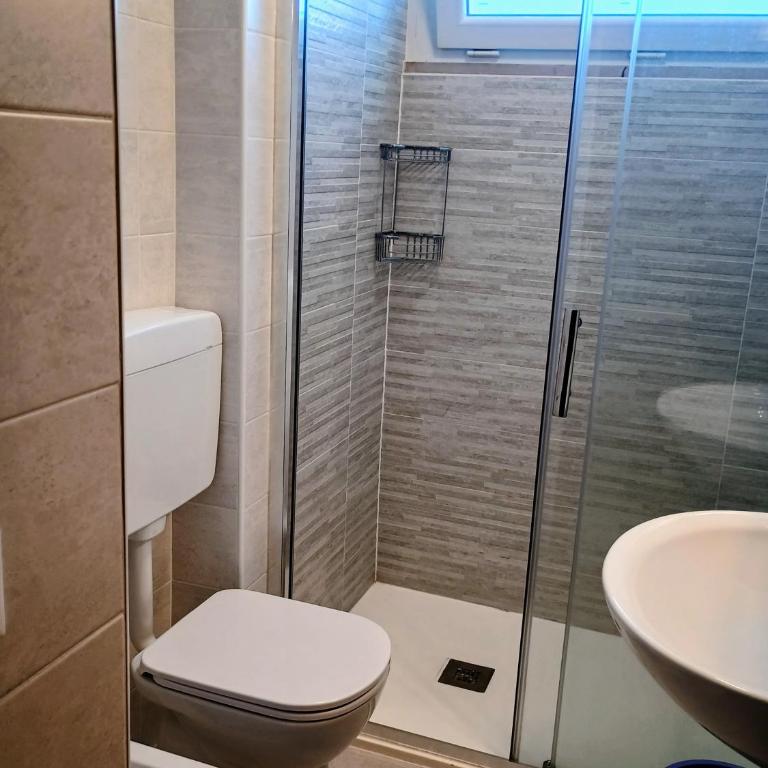Condominio Miramare 5 - Agenzia Arcobaleno - Appartamento con 2 Camere da Letto - 4