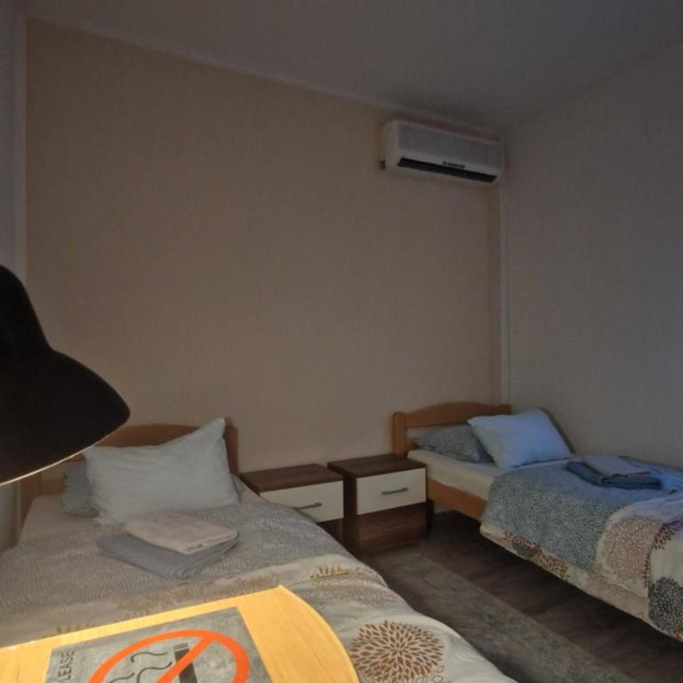Visit Dreznica - Canyon Retreat - Triple Room with Mountain View - 3