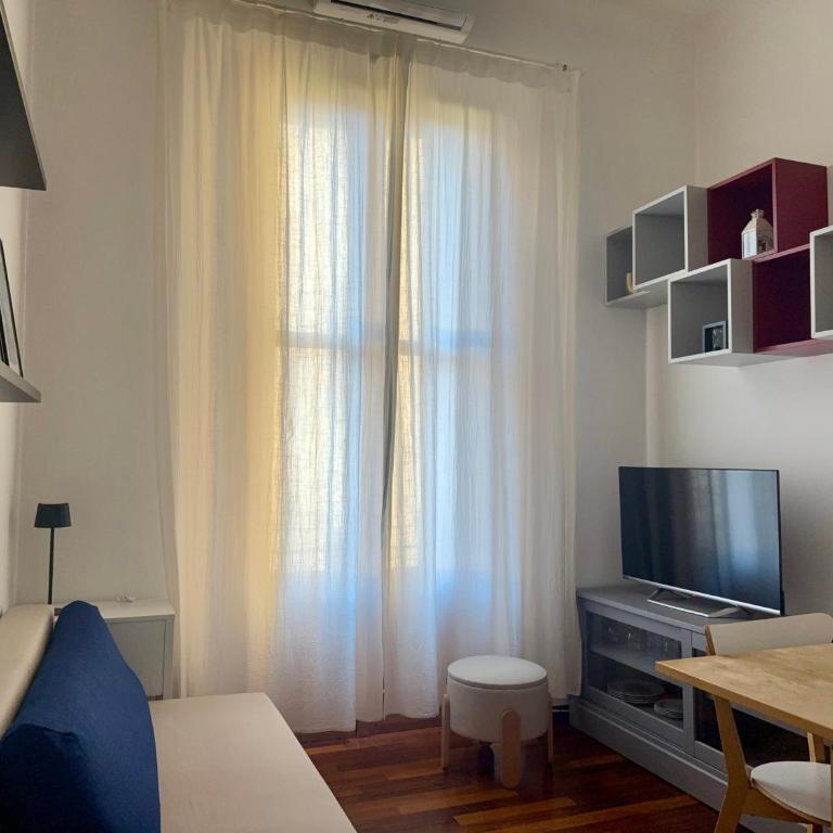 B91 by VIDI - Navigli Tibaldi - Appartamento con 1 Camera da Letto e Balcone - 1