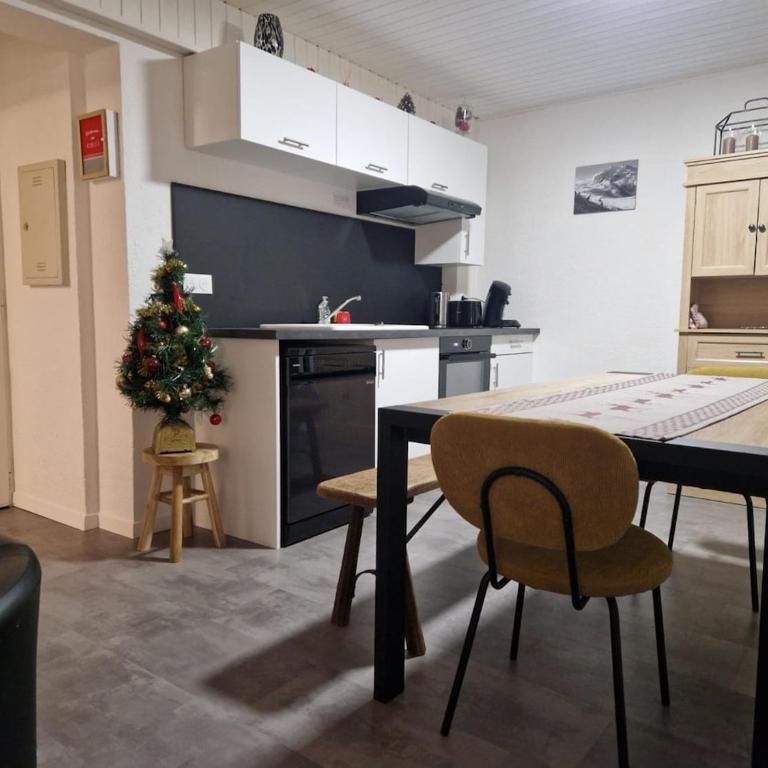 Appartement 6 personnes avec jardin - Appartement 2 Chambres - 4