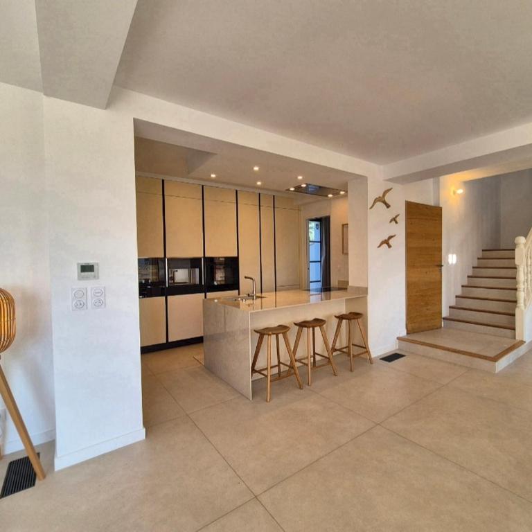 Villa Noosa, plein sud, familiale avec sa piscine privé - Casa de 4 dormitorios - 17