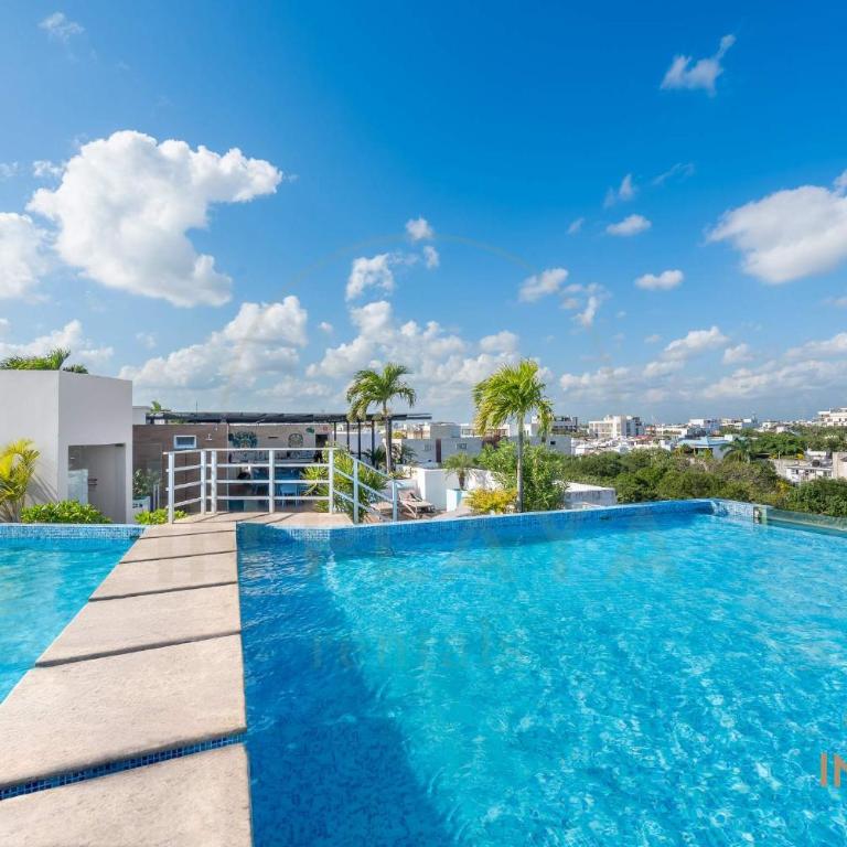 Central Studio Steps to Beach w Rooftop & Parking - Studio - 17
