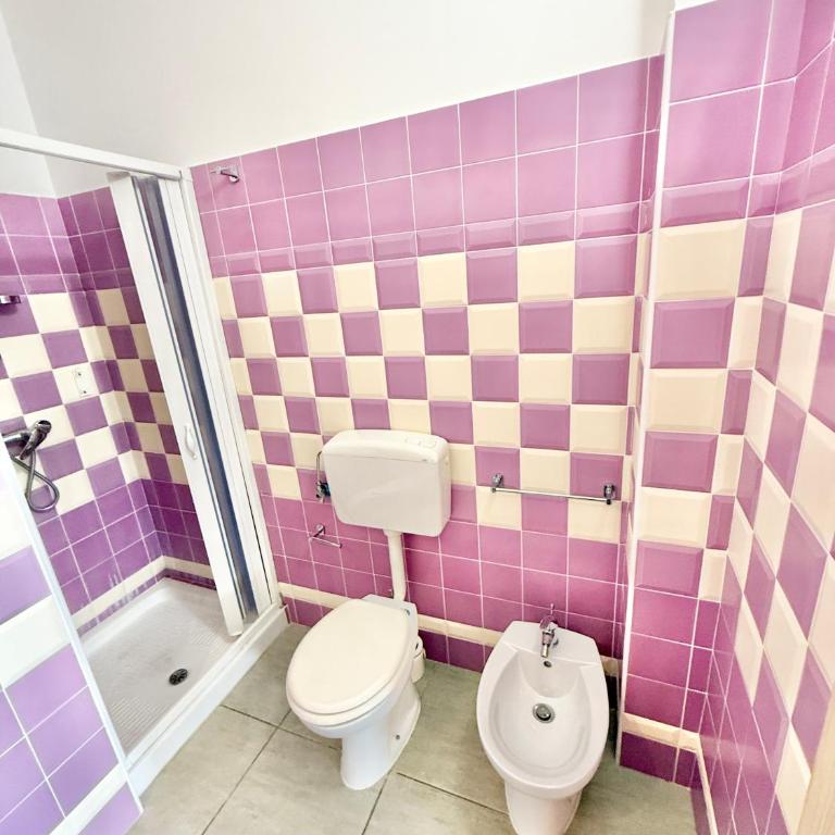 Leo Rooms & Sea - Camera Quadrupla con Bagno Privato - 12
