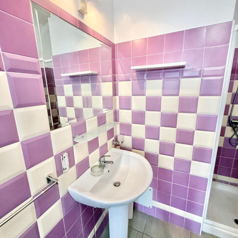Leo Rooms & Sea - Camera Quadrupla con Bagno Privato - 11
